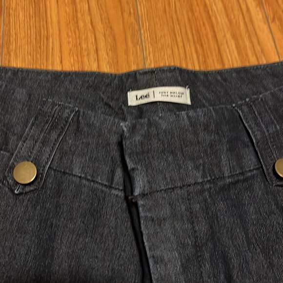 Lee Jeans Women Just Below The Waist Capri shorts Stretch Denim Cotton 12 Medium - Picture 4 of 11